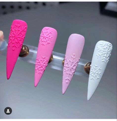 Cute New Years Eve Nails That Are Super Trendy 2024 New Years Nails Trends Stiletto Nails Christmas, Sweater Nails Christmas, Winter Nail Design, Press On Nails Pink, Christmas Press On Nails, Nail Art Noel, Pink Press On Nails, Holiday Nails Winter, Nails Holiday