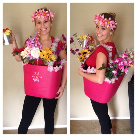 Homemade DIY Halloween flower pot costume! Very affordable and simple to make all under about $17! For the flower pot I used a storage tub from big lots for a couple dollars and cut the bottom from the tub. A plastic flower pot will do but this material was a bendable flexible material easy to walk in. I used a strong green ribbon hot glued onto the tube & duct taped for support. Flowers were all duct taped inside. Be creative w/ the idea! I wore this to my serving job n even made flower pens :) Florist Costume Ideas, Flower Pot Costume, Flower Halloween Costume, Costume Fleur, Storybook Character Costumes, Crochet Halloween Costume, Purim Costumes, Costume Carnaval, Flower Costume