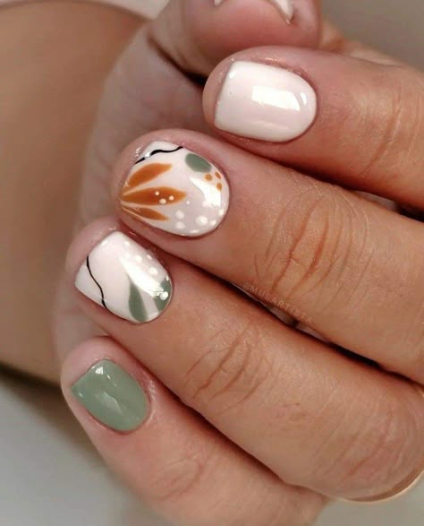 Short Fall Nail Ideas, Fall Nails Square, Fall Nails Trendy, Fall Almond Nails, Thanksgiving Nail Ideas, Short Fall Nails, Colors Nails, Thanksgiving Nail, Fall Nail Ideas