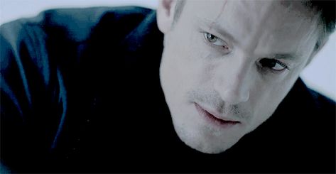 tumblr_p4vm34dyl11qchpzzo4_540.gif 540×280 pixels Wyatt Halliwell, Rick Flag, Flag Aesthetic, Ginger Fox, Male Faceclaims, Joel Kinnaman, Altered Carbon, Platonic Relationship, Tom Ellis