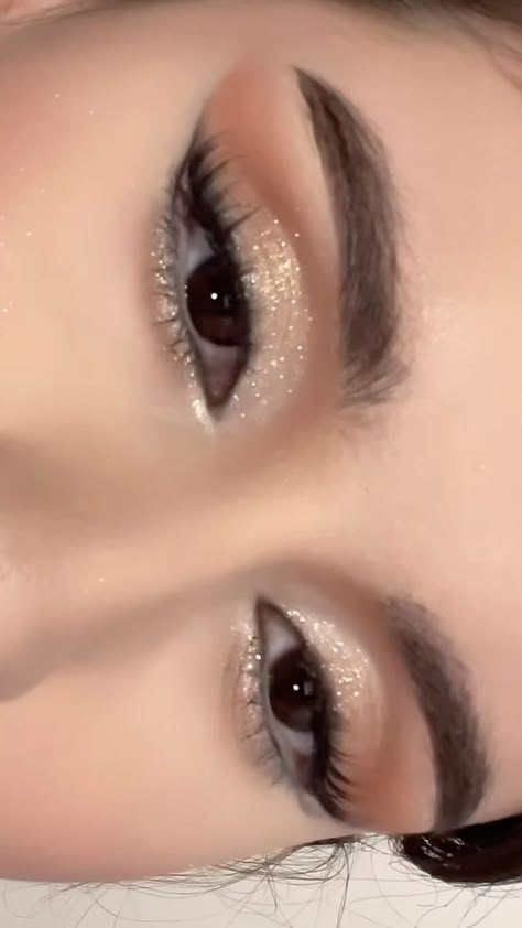 #fashion Prom Aesthetic Makeup, Makeup Idea For Prom, Xv Natural Makeup, Makeup For Confirmation, Prom Makeup Without Eyeliner, Glitter Eyeshadow Looks Simple, Silver Glitter Eye Makeup Prom, Light Glam Prom Makeup, Grad Makeup Ideas