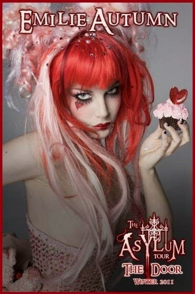 Emelie Autumn, Chaotic Mind, Painted Doll, Autumn Makeup, Autumn Poster, Emilie Autumn, Steampunk Women, Living Dead Dolls, Celebrity Skin