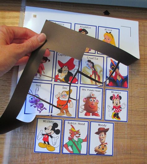 Diy Travel Games, Disney Cruise Fish Extender Gifts, Disney Cruise Door Decorations, Disney Themed Classroom, Disney Cruise Fish Extender, Vacation Games, Disney Camping, Disney Memories, Disney Games