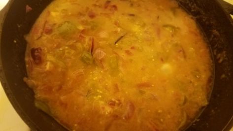 Green Tomato Gravy Green Tomato Gravy, Homemade Tomato Gravy Recipes, Easy Tomato Gravy Recipe, Tomatoes Gravy Recipe, Tomatoe Gravy Easy, Tomato Gravy Recipe, Green Tomato Recipes, Produce Recipes, Tomato Gravy