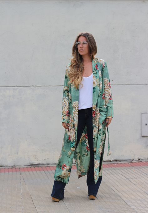 California Style Outfits, Look Kimono, Long Kimono Cardigan, Gilet Kimono, Long Cardigan Coat, Kimono Floral, Mode Kimono, Casual Kimono, Maxi Cardigan