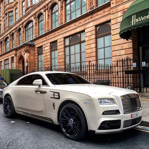 Mansory Rolls Royce Wraith Mansory Rolls Royce, Car Wheels Diy, Luxury Cars Rolls Royce, Luxury Boat, Rolls Royce Wraith, Car Wheels Rims, Luxurious Cars, Lux Cars, Net Top