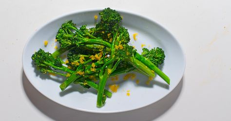 Stephen Thorlton of State Bird Provisions | Miso Bagna Cauda Baby Broccoli Recipe, Chinese Kale, Baby Broccoli, Broccolini Recipe, Broccoli Vegetable, Resep Pasta, Vegetable Side Dishes Recipes, Lemon Butter Sauce, Veggie Side Dishes