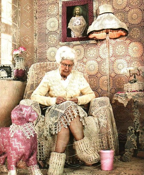 THIS IS SO US IN A COUPLE OF DECADES @Nikka Hugo-Yap (But wait, why is she using knitting needles on a crochet piece and why is her spool of pink thread upside down?) Granny Love, Crochet Humor, Knitted Wit, Old Woman, Crochet Home, A Chair, Knitting Needles, Doilies, Granny Square