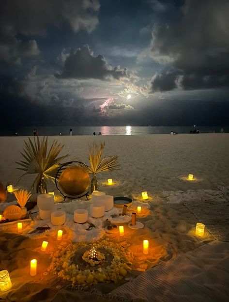 Outdoor Sound Bath, Sound Bowl Aesthetic, Soundbath Healing, Sound Healing Room, Bali Healing, Retreat Spiritual, Healing Room Ideas, Full Moon Ceremony, Sound Baths