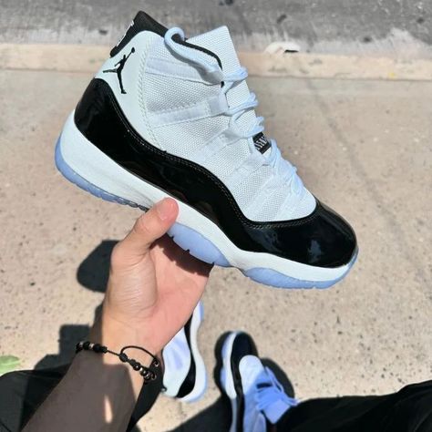 •DISPONIBLES• Jordan retro 11🥶 🌟E X C L U S I V O S🌟 • Ponte modo THE PATTERNS 🌩️ Goals Life, Jordan Retro 11, Retro 9, Retro 11, Tenis Nike, Jordan 11, Jordan Retro, New Life, Jordan