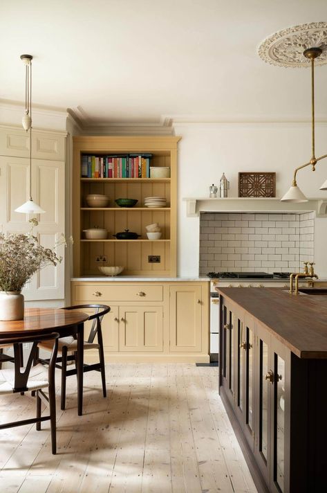 Yellow Kitchen Design Ideas (with Paint Colors) 4 Shaker Island, Yellow Cabinets, Devol Kitchens, Wooden Table And Chairs, London Kitchen, Cottage Farm, English Kitchens, English Tudor, Dr House