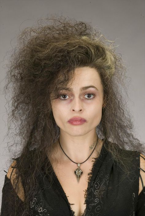 Portrait of Bellatrix Lestrange — Harry Potter Fan Zone Bellatrix Lestrange Hair, Bellatrix Lestrange Makeup, Bellatrix Lestrange Halloween, Bellatrix Cosplay, Bellatrix Lestrange Cosplay, Bellatrix Lestrange Costume, Hery Potter, Harry Potter Bellatrix Lestrange, Harry Potter Cosplay