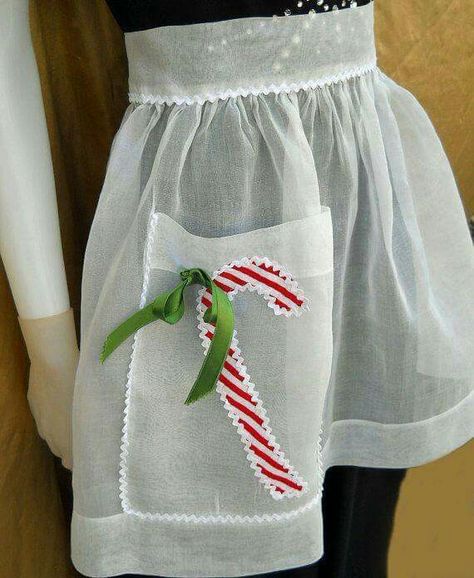 Such a Pretty Organ Apron!!! Bebe'!!! Love the Candy Cane!!! Christmas Cottages, Pretty Apron, Holiday Aprons, Christmas Apron, Candy Cane Christmas, Christmas Aprons, Sewing Aprons, Aprons Patterns, Aprons Vintage