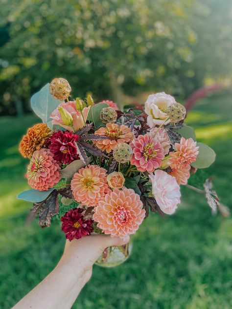 An all local bouquet perfect for a fall wedding Zinnias Bouquet, Zinnia Wedding Bouquet, Cinder Rose, Zinnia Bouquet, Local Flowers, Dahlias Wedding, Wedding Binder, Orchard Wedding, Floral Work