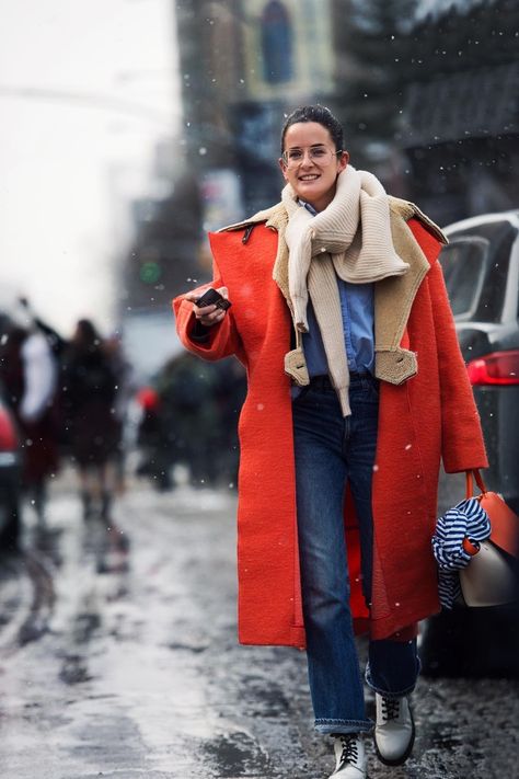 Lucy Chadwick Style, Lucy Chadwick, Oversized Coats, Outfit Oversize, Easy Fashion, Street Life, Style Muse, Winter Trends, Fall 2022