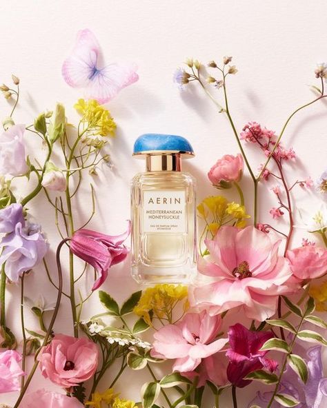 Floral Product Photography, Luxury Perfume Packaging, Spring Perfume, Spring Fragrances, Mini Fragrance, Coastal Scents, Perfume Photography, Candles Photography, Flower Collage