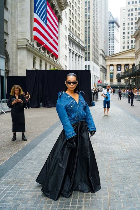 Christine Chiu, Bling Empire, Christine Quinn, New York Stock Exchange, Best Of Fashion Week, Velvet Evening Dress, Alexa Demie, Celebrity Fashion Looks, Resort 2023