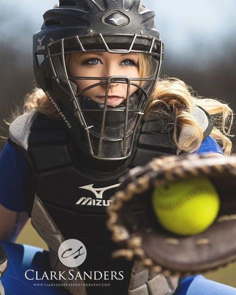 Softball Pictures Poses, Sports Team Photography, Baseball Senior Pictures, Softball Photography, Softball Photos, Atlanta Midtown, Cute Senior Pictures, Softball Senior Pictures, Senior Softball