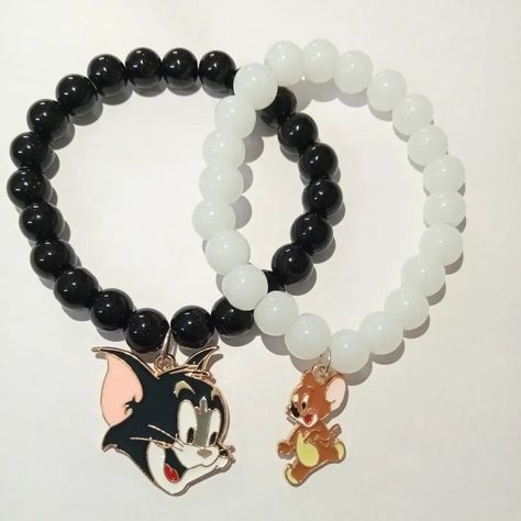 Tom and Jerry couple Bracelets / Best friend bracelets 🖤🤍 (Set of 2) Buy one for your Tom / Jerry and let them know you have unbreakable bond 🪄🤝 doesn't matter how much you fight or argue or show arrogance, you both know that spark will always remain✨ #tomandjerry #tomandjerrybracelet #charmbracelets #tomandjerrypics #tomandjerrylovers Tom And Jerry Couple, Tom N Jerry, Tom And Jerry Pictures, Tom Y Jerry, Best Friend Bracelets, Tom Jerry, Bead Charms Diy, Friend Bracelets, Bracelets Set