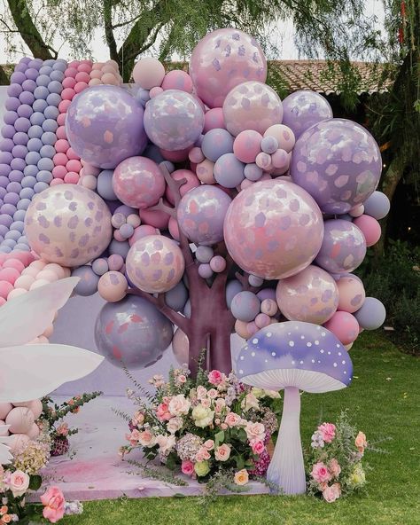 Annie Harutoonian | I’m still obsessing about this absolutely mesmerising fairy party. The balloons and details are phenomenal 🩷💜 by @jtbaloes @m_studio_baloes... | Instagram Fairy Balloon Arch, Fairy Backdrop, Backdrop Balloons, Fairy Party, Fairy Parties, Kids' Crafts, Diy Book, Diy Party Decorations, Balloon Arch