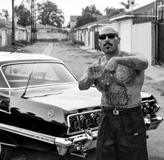 Untitled Mexican Tattoos Men, Gangsta Photos, Cholo Style Men Gangsters, Cholo Style Men, Mexican Gangster Tattoos, Cholo Style Tattoo, Chicano Aesthetic, Mexican Gangster, Cholo Tattoo