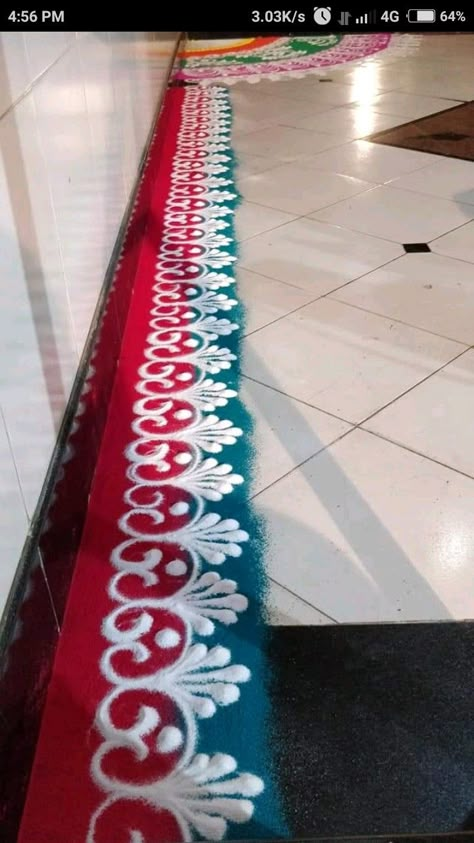 Rangoli Designs Latest Boder, Rangoli Designs Side Border, Diwali Border Rangoli, Rangoli Designs For Border, Boarder Rangoli Designs, Gauri Ganpati Rangoli Design, Border Rangoli Designs Flower, Side Muggulu Designs, Rangoli Border Designs Simple