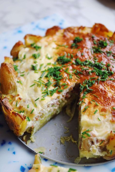 Leek And Potato Galette, Potato And Leek Tart, Potato Leek Tart, Potato And Leek Pie, Leek And Egg Recipes, Leek Tart Recipe, Potato Crust Quiche Recipes, Potato Leek Recipes, Potato Lunch Recipes