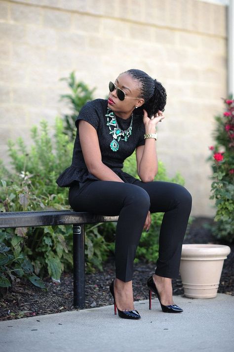 Black Demure - Jadore-Fashion Jadore Fashion, Zara Necklace, Bold Statement Necklaces, Perfect Legs, Wearing All Black, Black Women Fashion, Happy Thursday, Zara Pants, Fall Season