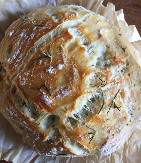 Roasted Garlic Artisan Bread, Garlic Artisan Bread, Overnight Artisan Bread, Rosemary Bread, Dutch Oven Bread, Pita Pockets, Artisan Bread Recipes, No Knead, 4 Ingredient