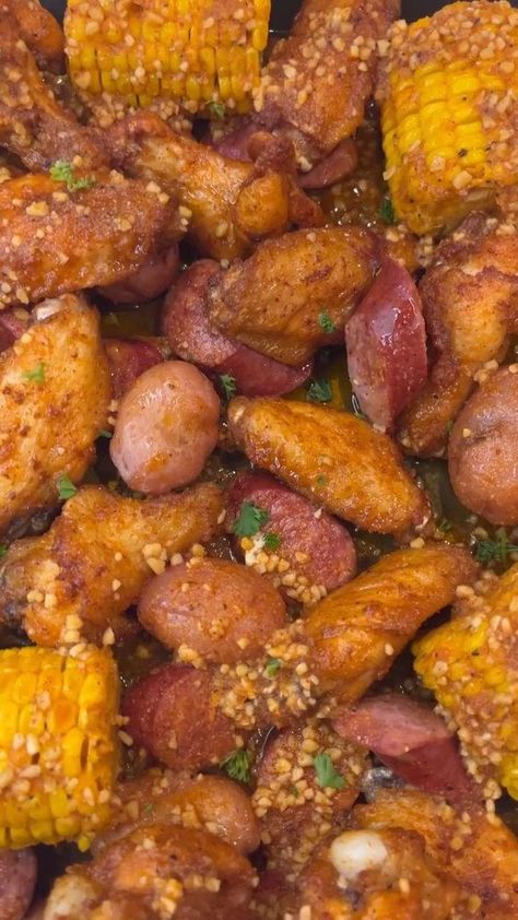 Chicken Wing Boil, Wing Boil, Potatoes And Chicken, Spicy Butter, Boiled Chicken Recipes, Seafood Boil Recipes, Boiled Food, Gumbo Recipe, Soul Food Dinner