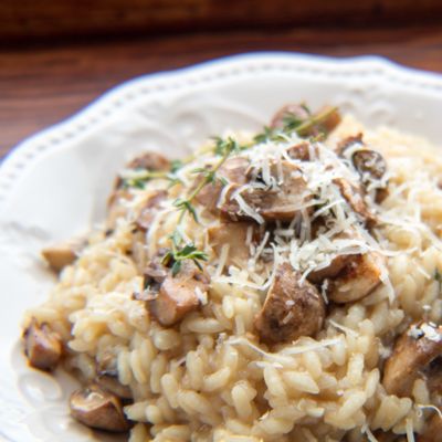 Gordon Ramsay's Mushroom Risotto is an easy to make risotto that is full of wonderful mushroom flavor! Gordon Ramsey Recipes, Lobster Risotto, Risotto Dishes, Italian Meals, Parmesan Risotto, Mushroom Risotto Recipes, Gordon Ramsay Recipe, Bon Apetit, Chef Gordon