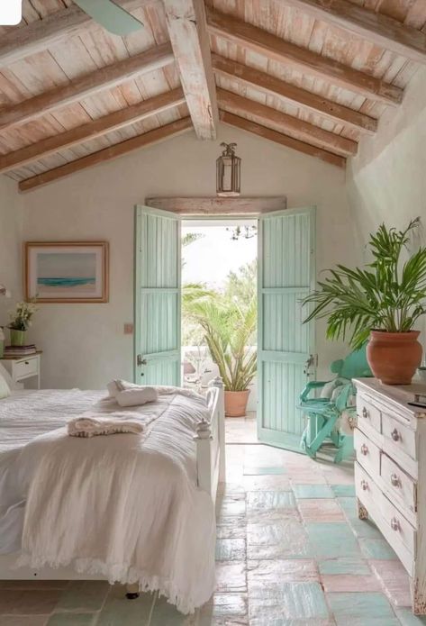 Florida Room Bedroom Ideas, Beach Bedroom Aesthetic, California Coastal Bedroom, Cozy Coastal Bedroom, Coastal Bedroom Design, Beachy Furniture, Bedroom 2025, Coastal Cottage Bedroom, Beach Cottage Bedroom