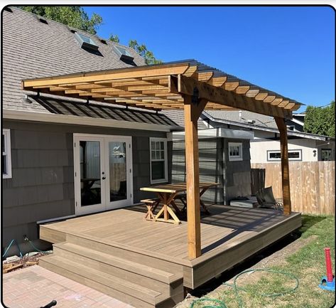 Roof Riser, Polycarbonate Roof, Covered Patio Design, Cedar Pergola, Rustic Patio, Deck Designs Backyard, Diy Porch, Backyard Pergola, Deck With Pergola