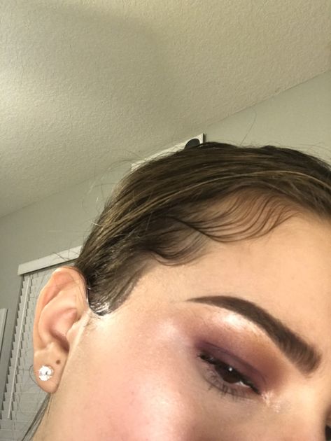 White girl edges morphie 35O palette look simple eyeshadow edges laid highlighter White Girl Edges, Curly Hairstyles White Girl, Hairstyles White Girl, Hairstyles With Edges, Edges Hairstyles, Edges Laid, Lavender Hair Colors, Braided Hair Tutorial, Simple Eyeshadow