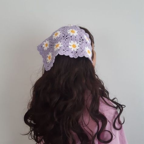 #cottagecore #cottagecoreaesthetic #amazonlink #aestheticbandana #cottagecoresytlebandana #crochetbandana Triangle Hair Scarf, Cottage Core Hair, Cottage Core Crochet, Hair Kerchief, Bandeau Au Crochet, Hair Bandana, Hair Scarves, Triangle Hair, Daisy Hair