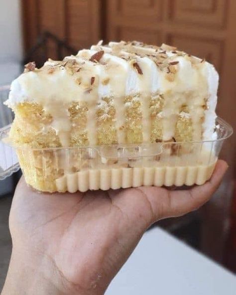 Mi obsesión: El pastel de tres leches😋🤤💖 Tres Leches Cupcake, Fruit Chip, Delicious Drink Recipes, Cold Desserts, Delicacy Food, Cake Business, Tres Leches, Snack Chips, July 12