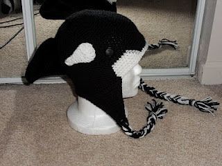 Killer whale hat.  Pattern is my own. [Crochet] Free Willy, Crochet Whale, Orca Whales, Crochet Hats Free Pattern, Crochet Goodies, Awesome Sauce, Animal Hats, Killer Whale, Silly Animals