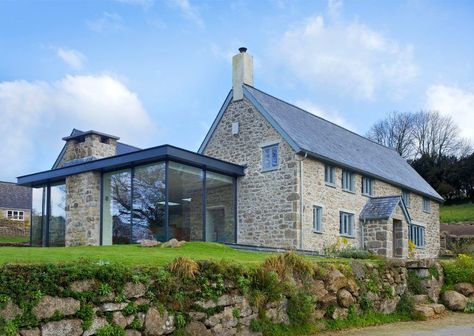 Stone House Exterior Farmhouse, House Exterior Farmhouse, Stone House Exterior, Exterior Farmhouse, House Designs Ireland, Cottage Extension, Stone Exterior Houses, Old Stone Houses, Glass Extension