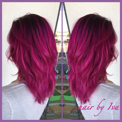 Dark Fuschia Hair, Fuschia Hair, Dark Pink Hair, Hairstyles Colour, Magenta Hair, Hairstyles And Colors, Hair Colour Ideas, Hair Dyes, Boring Hair