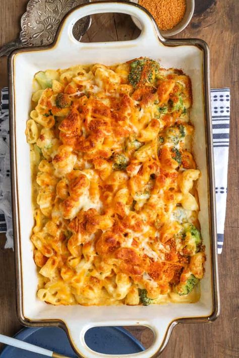 Baked Mac And Cheese With Broccoli - Savory Thoughts Brocolli Mac And Cheese, Sausage Mac And Cheese Recipe, Mac And Cheese With Broccoli, Best Baked Mac And Cheese, Broccoli Sausage, Baked Turkey Wings, Mac And Cheese Casserole, Au Gratin Recipes, Homemade Cheese Sauce