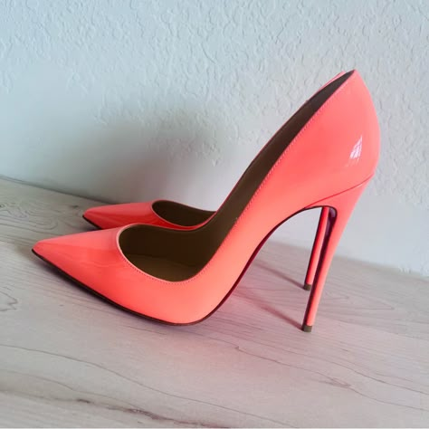 New In Box. Sticker Still On And Attached. Heel Height: 120mm Color: Sorbet Orange/ Coral Christian Louboutin Shoes Pumps, Expensive Heels, Coral Heels, Coral Shoes, Fancy Heels, Louboutin So Kate, Box Sticker, Shoes Hack, Cute Shoes Heels