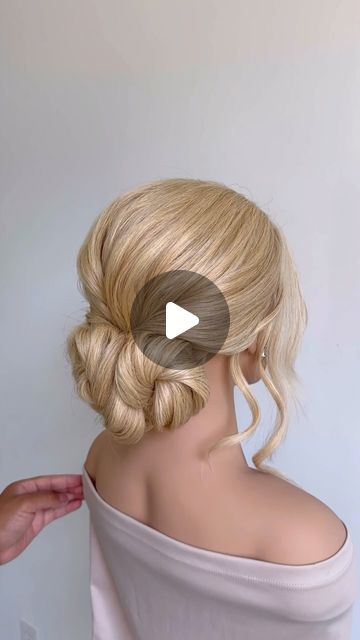 Sandra Monzon-Atlanta Ga Bridal Hairstylist on Instagram: "Low bun tutorial using “Sally” full shoulder head mannequin available at sandimonzon.com/shop use my code SANDI15 to save $$ before checkout 🛒🛍️

#hairstyles #braidinghair #windergahairstylist #trenzas #peinados" Bridal Low Bun, Low Bun Tutorial, Low Bun Tutorials, Head Mannequin, Bridal Hairstylist, Low Buns, Bun Tutorial, Wedding Hair Inspiration, Low Bun