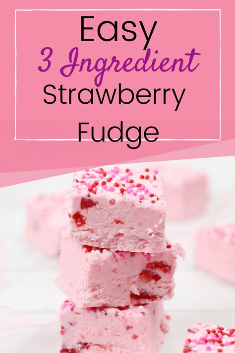 Candied Strawberries Recipe, Strawberry Fudge Recipe, No Bake Fudge, Strawberry Fudge, Homemade Fudge Recipes, Microwave Fudge, White Chocolate Strawberries, Strawberry Candy, Fudge Recipes Easy