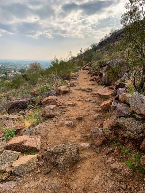 Camelback Mountain Arizona, Arizona Adventure, Visit Arizona, Hiking Trips, Camelback Mountain, Arizona Hiking, Family Trips, Mountain Hiking, Dream Board