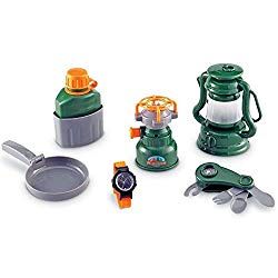 30 Great Gift Ideas for Kids who Love to Camp ~ The Gifty Girl Camping Dramatic Play, Best Outdoor Toys, Camping Toys, Toy Kitchen Set, Dramatic Play Centers, Camping Set, Pretend Play Toys, Camping Theme, Dramatic Play