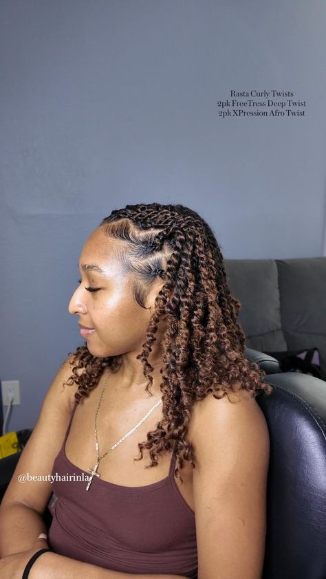 #twist #protectivestyles Curly Twists, Freetress Deep Twist, Afro Twist, Natural Twists, Braided Bangs, Natural Hair Community, Healthy Hair Journey, Braid Out, Braided Updo