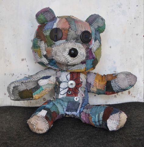 The Patchwork Bear 🐻 .. #patchwork #teddybear #stuffedtoyart #handstitched #folkart #outsiderart #colourfulart #softsculpture #textilesculpture #stitchedtoy #teddybearmaking #alteredtoy #toyart #buttoneyes #colourfulfabrics #paintedfabric #stitchedtoy Patchwork Bear, Textile Sculpture, Animal Graphic, Visual Poetry, Bear Stuffed Animal, Outsider Art, Soft Sculpture, Art Toy, Soft Toy