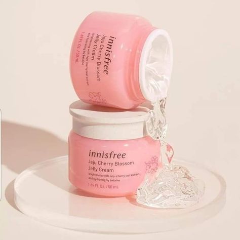 Innisfree Cherry Blossom, Cherry Blossom Jelly, Innisfree Jeju Cherry Blossom, Jeju Cherry Blossom, Jelly Cream, Makeup Photo, Brightening Cream, Pretty Skin Care, Beauty Inspo