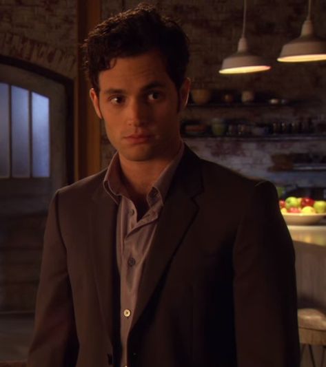 Dan Humphrey Aesthetic, Dan Gossip Girl, Pen Badgley, Gossip Girl Party, Gossip Girl Cast, Joe Goldberg, Dan Humphrey, Jenny Humphrey, Penn Badgley