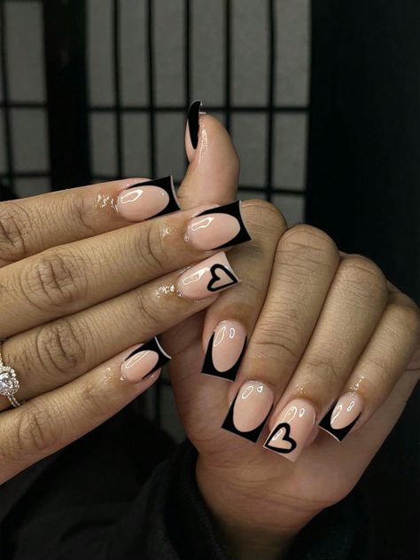 Cute Nails Acrylic Black Women, Cute Black French Tip Nails, Square Black French Tip Nails, Black And White Nails Short, French Tip Black, French Noir, Black Plants, Nail Whitening, Brown Acrylic Nails